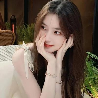 签约艺人被曝罢演闹剧，前后半年剧本围读会画面流出